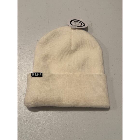 Neff Hat Cap Beanie Cuffed Cream White Embroidered Mushrooms Streetwear Mens - Picture 3 of 3